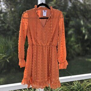 Heart & Heels Orange Textured Chiffon Dress – Size M